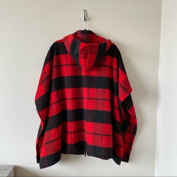Treasure & Bond-Plaid One Size/Oversized Zip Front Cape - Picture 2 of 14